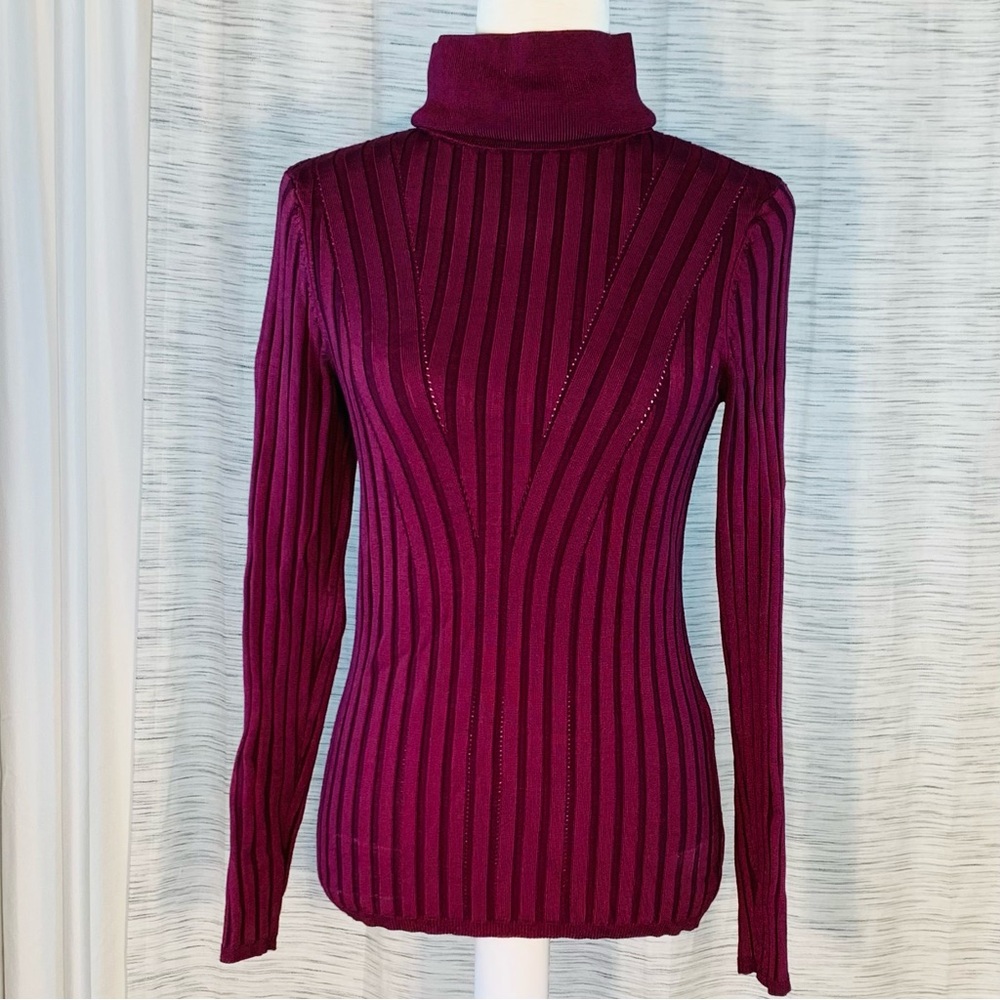 White House Black Market Vibrant Burgundy Ribbed Turtleneck Sweater.